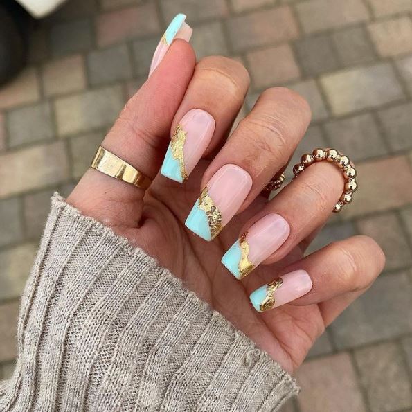 Gold leaf feature with blue tips
